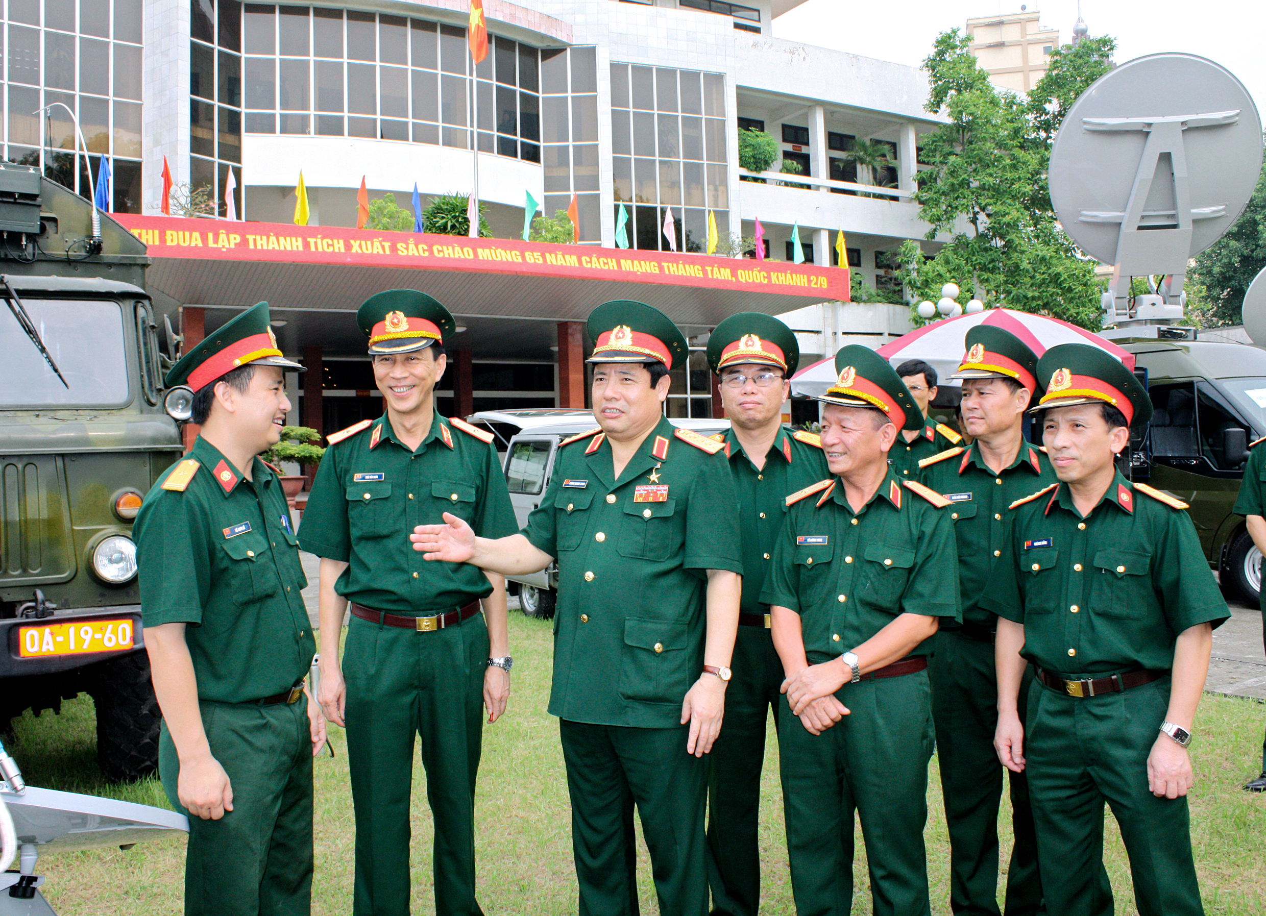 Đại tướng Phùng Quang Thanh, Bộ trưởng Bộ Quốc phòng thăm, kiểm tra Binh chủng Thông tin, tháng 9/2010