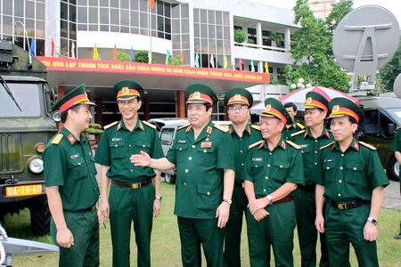 Đại tướng Phùng Quang Thanh, Bộ trưởng Bộ Quốc phòng thăm, kiểm tra Binh chủng Thông tin, tháng 9/2010