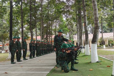 Lữ đoàn 596 tổ chức huấn luyện chiến sĩ mới, năm 2025