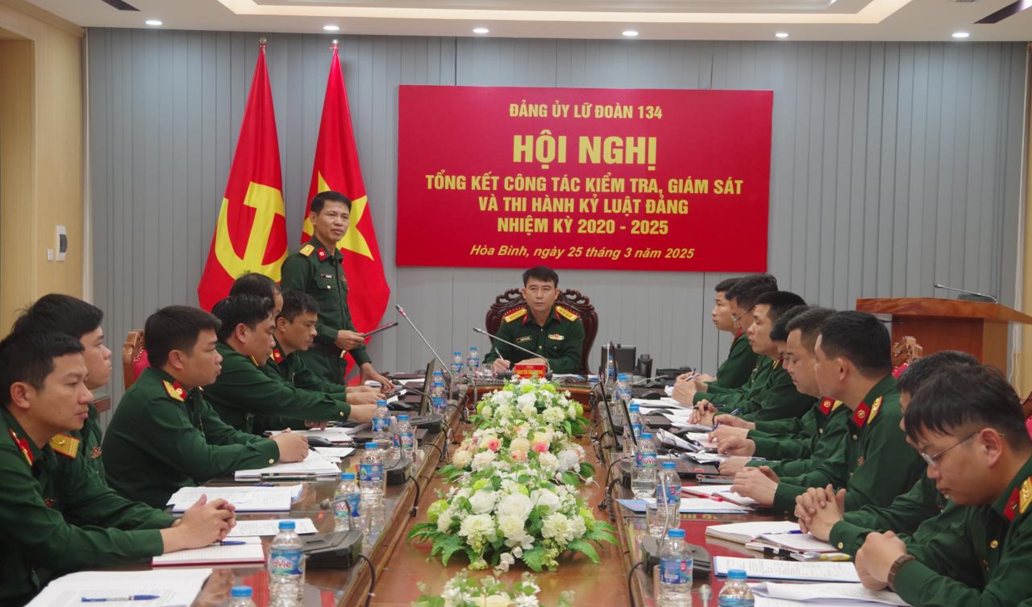 Đại tá Tô Hồng Quân, Phó Chính ủy Binh chủng phát biểu chỉ đạo Hội nghị tổng kết công tác kiểm tra, giám sát và thi hành kỷ luật đảng nhiệm kỳ 2020 - 2025  của Đảng ủy Lữ đoàn 134, tháng 3/2025