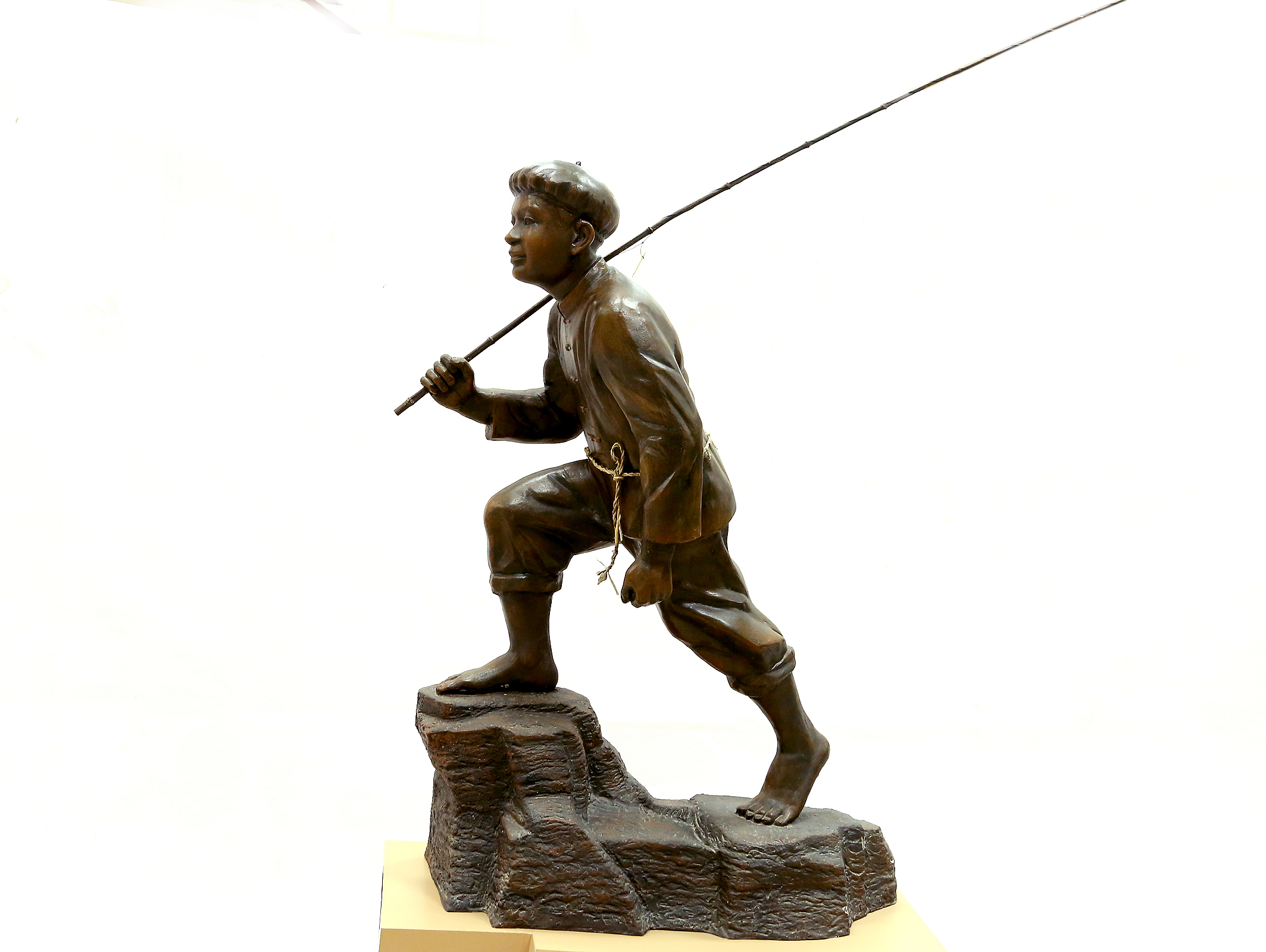 Anh hùng liên lạc nhỏ tuổi Kim Đồng