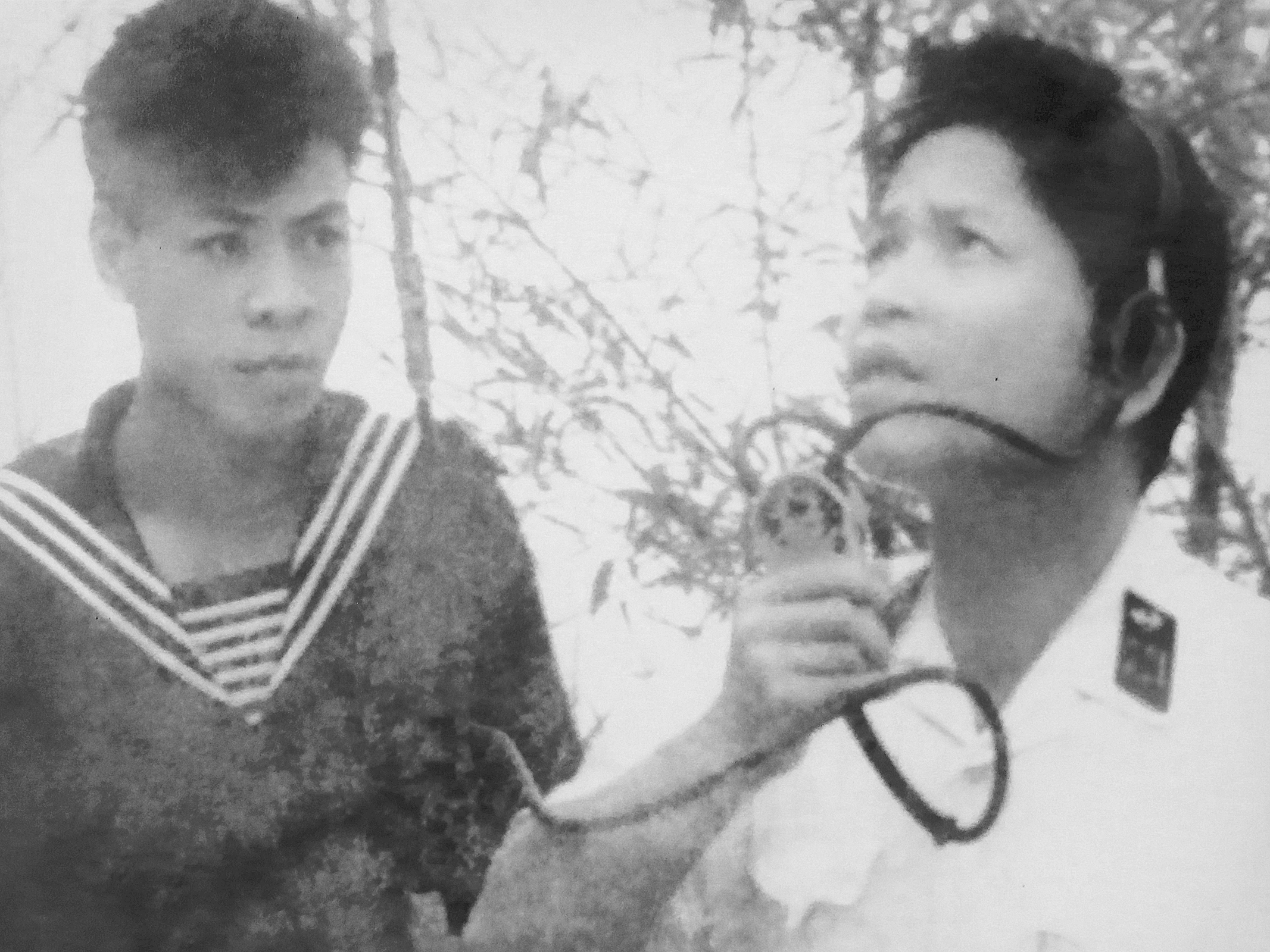 Chiến sĩ thông tin Vô tuyến điện Hải quân, thuộc khu Tuần phòng 1 bảo đảm thông tin liên lạc phục vụ chỉ huy chiến đấu, năm 1964