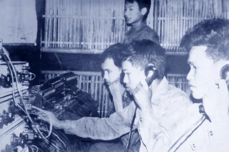 Trạm tải ba tiền phương Quân khu 5 chuyển tiếp liên lạc phục vụ chiến đấu biên giới Tây Nam, ngày 29/12/1978