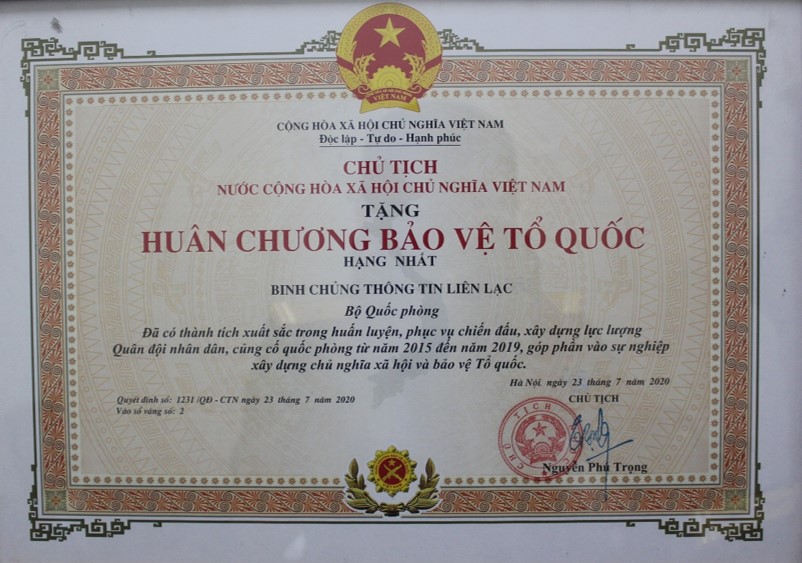 Huân chương Bảo vệ Tổ quốc Hạng Nhất, Chủ tịch nước Nguyễn Phú Trọng ký tặng Binh chủng Thông tin liên lạc, ngày 23/7/2020