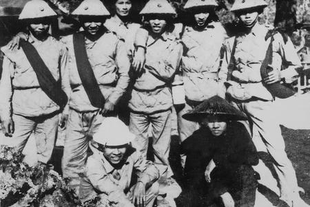 Bộ đội Thông tin Việt Nam trong đoàn quân tình nguyện giúp nước bạn Lào, thời kỳ chống Pháp