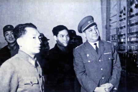 Tùy viên quân sự nước Cộng hòa Nhân dân Hungari thăm Trung đoàn 134, Binh chủng Thông tin liên lạc, tháng 4/1972