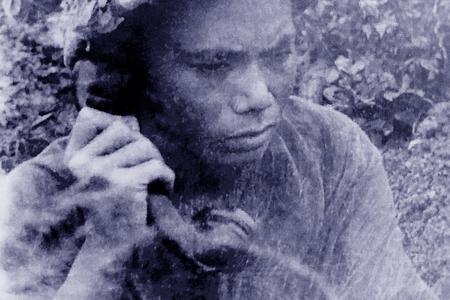 Đồng chí Đỗ Xuân Thấu, chiến sĩ Thông tin Pháo binh bảo đảm TTLL phục vụ chiến đấu tại Đồng Hới, Quảng Bình, năm 1965